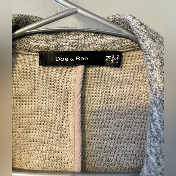 Doe & Rae Blazer - Picture 3 of 3